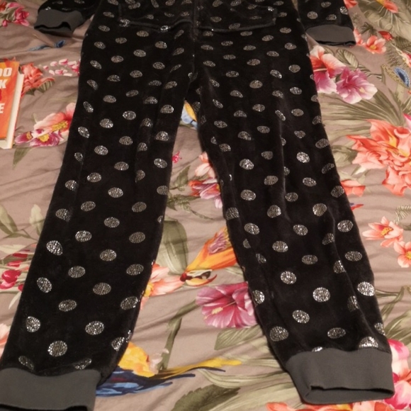 Onesie - Picture 2 of 2